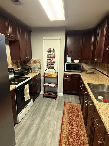 214 Maybrook Drive, Houston, TX 77015