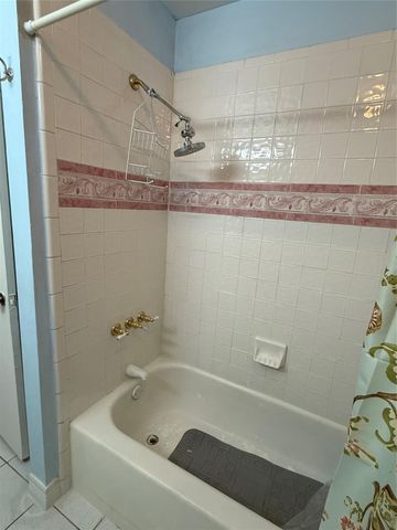 214 Maybrook Drive, Houston, TX 77015