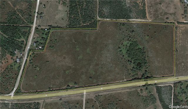 124 County Road 164, George West, TX 78022