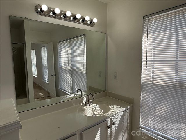 1318 Nadies Court, Charlotte, NC 28214