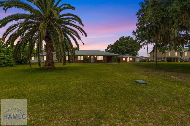 252 River Drive, Midway, GA 31320