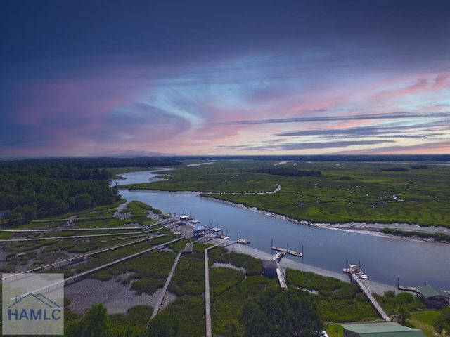 252 River Drive, Midway, GA 31320