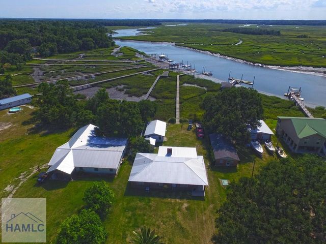 252 River Drive, Midway, GA 31320