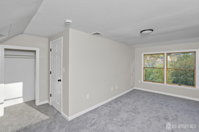 83 Mountain Boulevard, Somerset County, NJ 07069