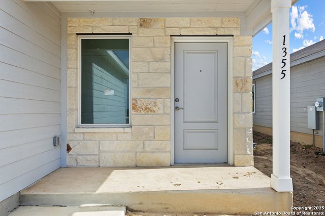 1355 Neria Loop, San Antonio, TX 78224