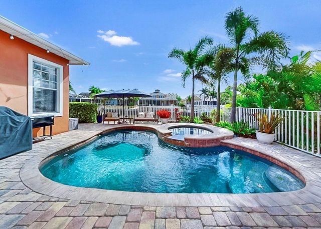 5715 SEA TROUT PLACE, Apollo Beach, FL 33572