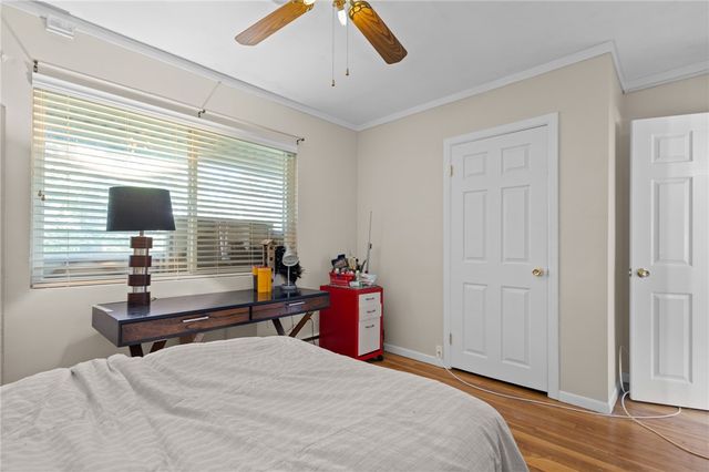 72 West Shore Road 104, Warwick, RI 02889