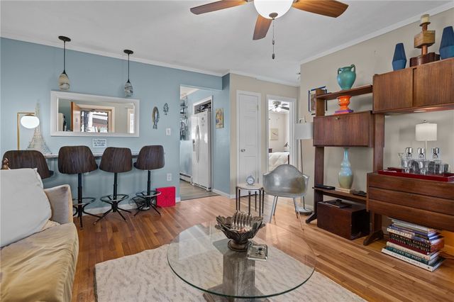 72 West Shore Road 104, Warwick, RI 02889