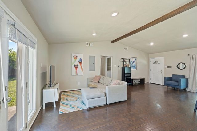 1003 Wake Drive, Richardson, TX 75081