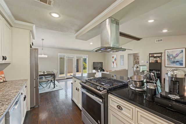 1003 Wake Drive, Richardson, TX 75081