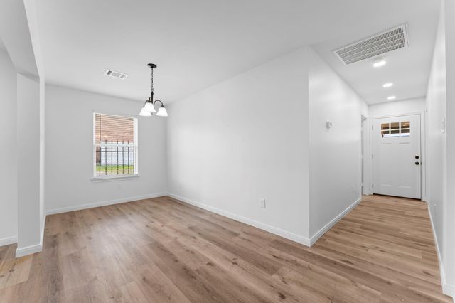 1507 N Durham Drive, Houston, TX 77008