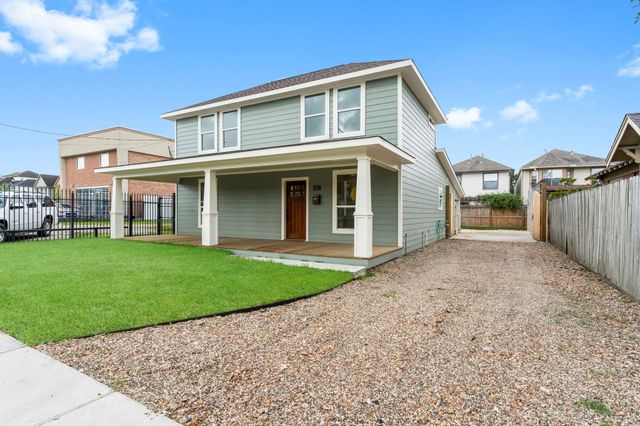 1507 N Durham Drive, Houston, TX 77008