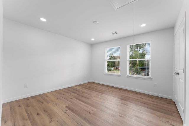 1507 N Durham Drive, Houston, TX 77008