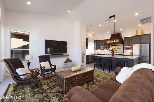 37096 S Canyon View Drive, Tucson, AZ 85739