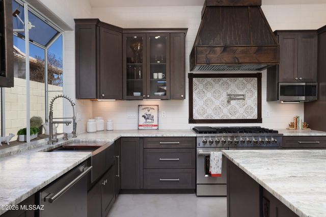 37096 S Canyon View Drive, Tucson, AZ 85739