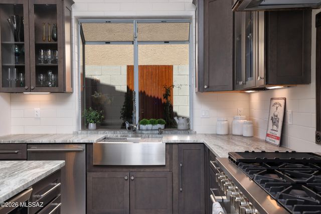 37096 S Canyon View Drive, Tucson, AZ 85739