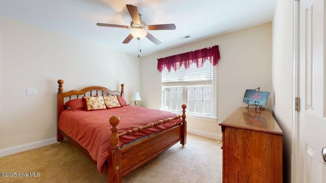 307 Iverleigh Lane, Jacksonville, NC 28540
