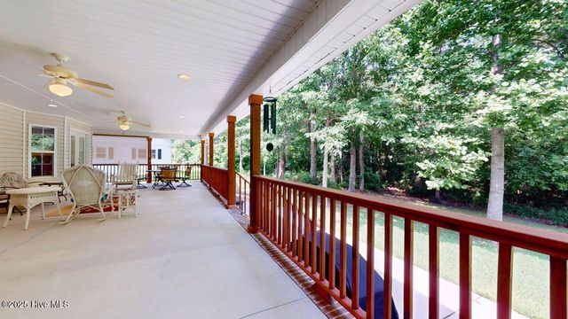 307 Iverleigh Lane, Jacksonville, NC 28540