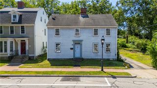98 Post Road, Warwick, RI 02888