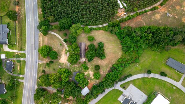 10628 Augusta Road, Belton, SC 29627