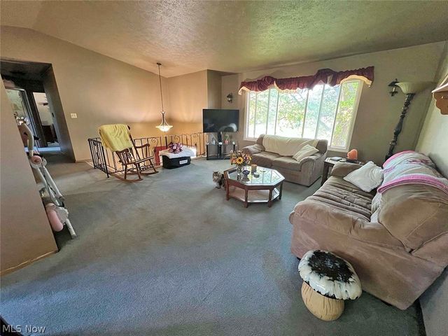 4060 Tudor Avenue, Brunswick, OH 44212