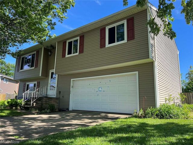 4060 Tudor Avenue, Brunswick, OH 44212