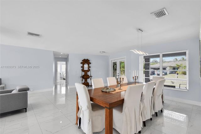406 Sailboat Cir, Weston, FL 33326