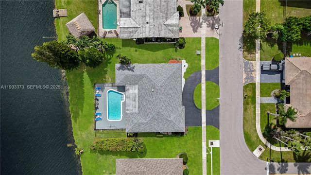 406 Sailboat Cir, Weston, FL 33326