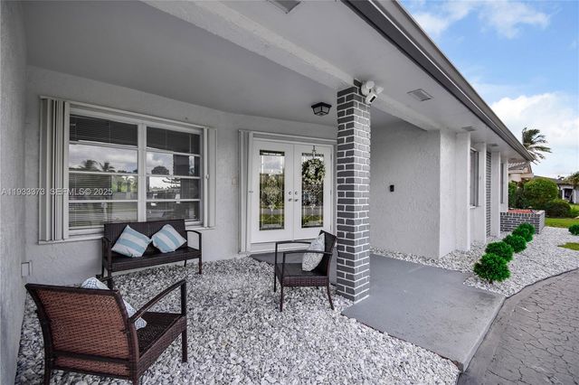 406 Sailboat Cir, Weston, FL 33326