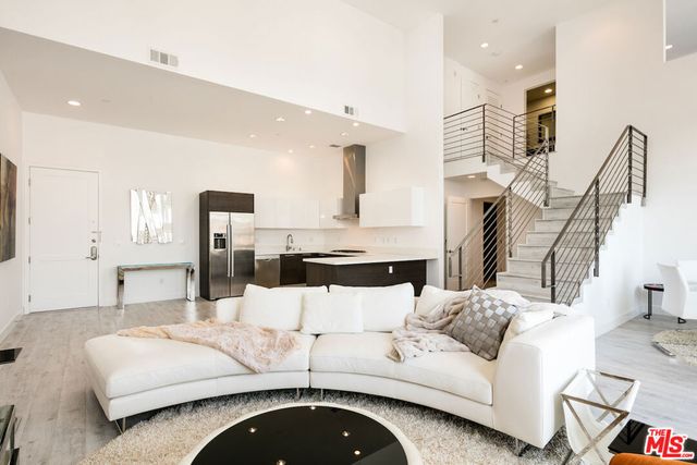 118 S Kenwood Street 506, Glendale, CA 91205
