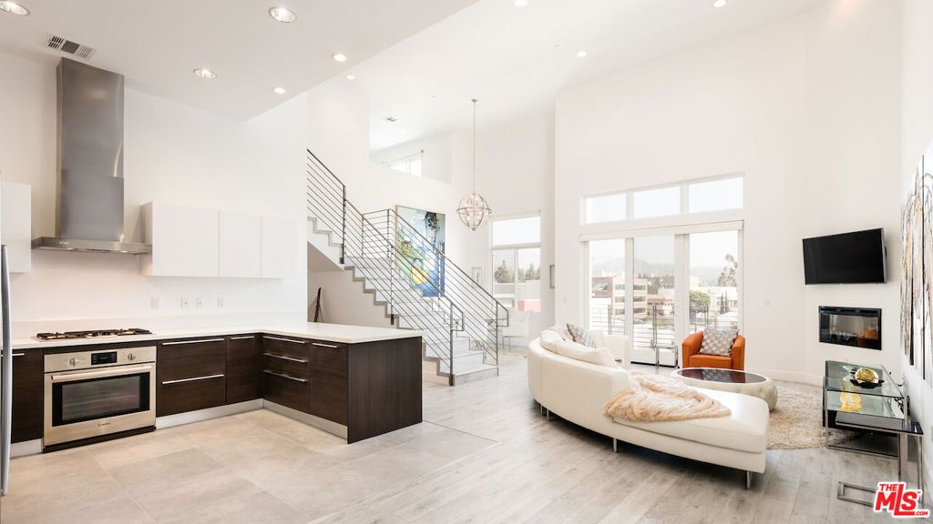 118 S Kenwood Street 506, Glendale, CA 91205