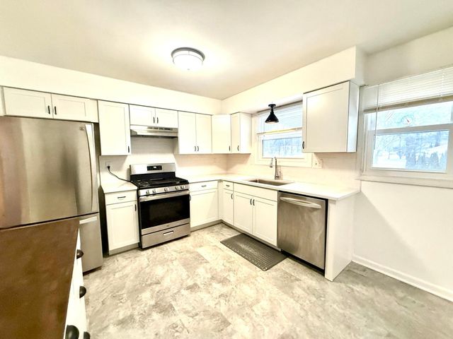 39 Griswold Street, Jericho, VT 05465