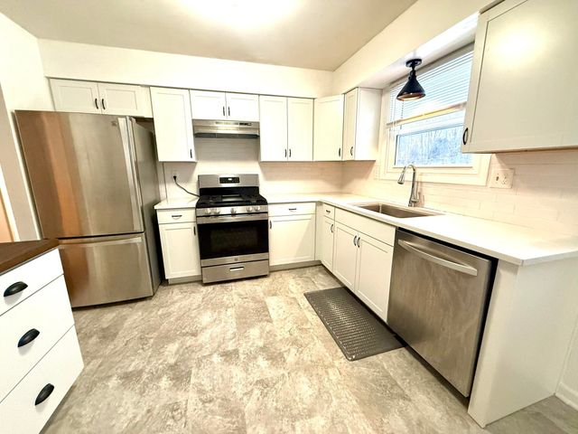 39 Griswold Street, Jericho, VT 05465