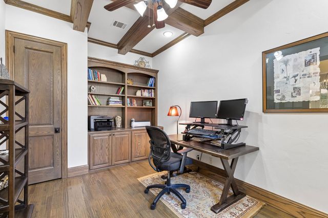 10047 Lakeside Drive, Fort Worth, TX 76179