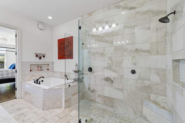 10047 Lakeside Drive, Fort Worth, TX 76179