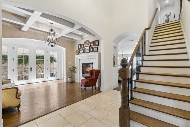10047 Lakeside Drive, Fort Worth, TX 76179