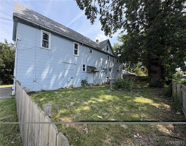 1715 Niagara Street, Niagara Falls, NY 14303