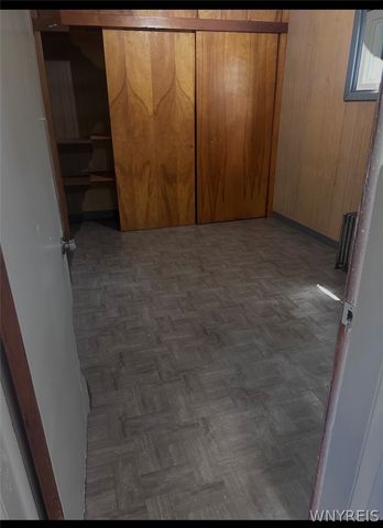 1715 Niagara Street, Niagara Falls, NY 14303