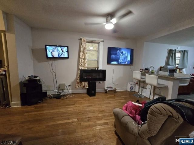 36 Holland Street, Newark, NJ 07103