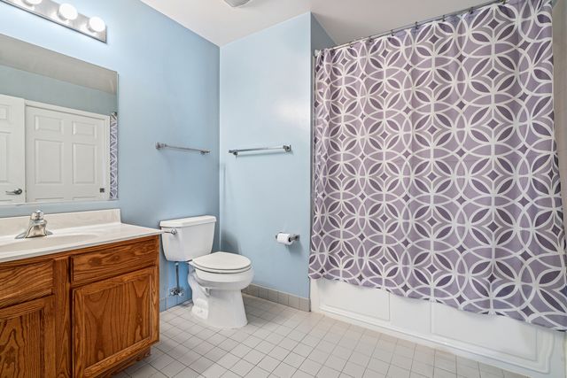 9355 Irving Park Road 420, Schiller Park, IL 60176