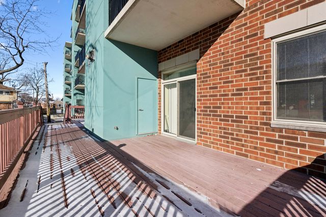 9355 Irving Park Road 420, Schiller Park, IL 60176