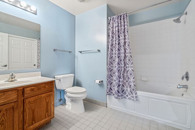 9355 Irving Park Road 420, Schiller Park, IL 60176