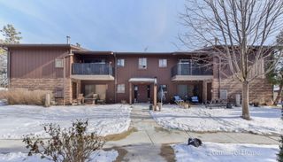55 W 64th Street 204, Westmont, IL 60559