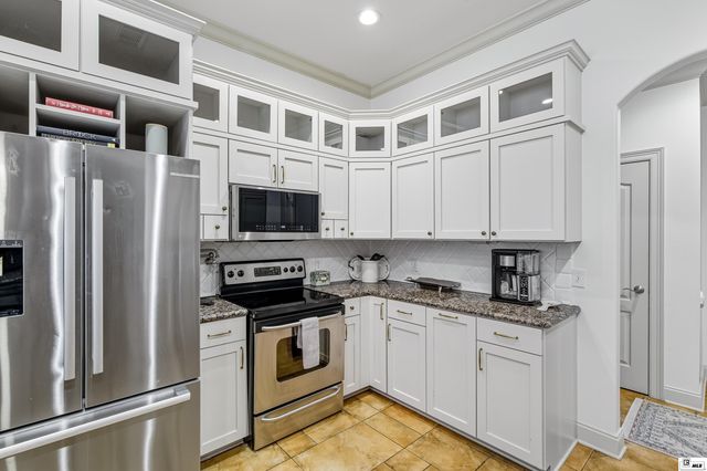 421 EAST FRENCHMAN'S BEND ROAD, Monroe, LA 71203