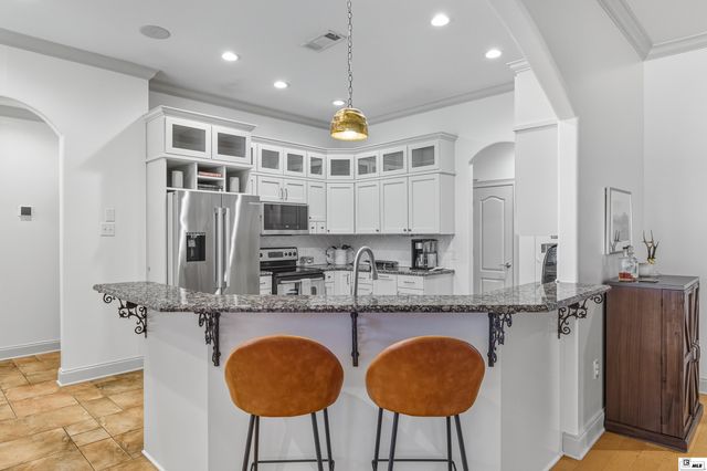 421 EAST FRENCHMAN'S BEND ROAD, Monroe, LA 71203