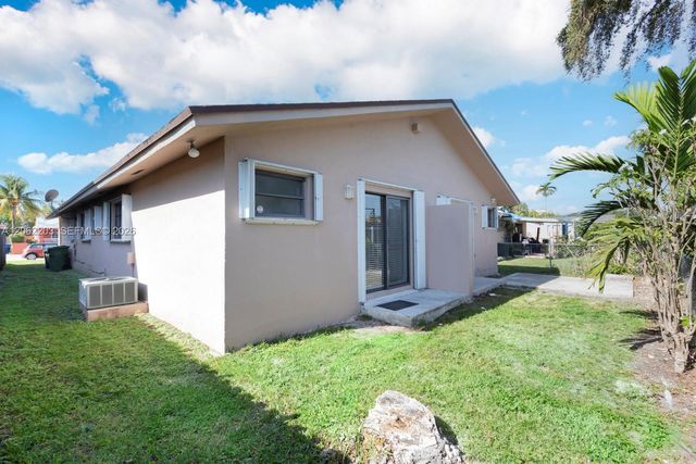 2733 SW 31st Place A, Miami, FL 33133