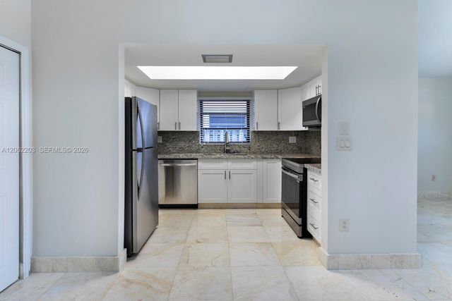 2733 SW 31st Place A, Miami, FL 33133