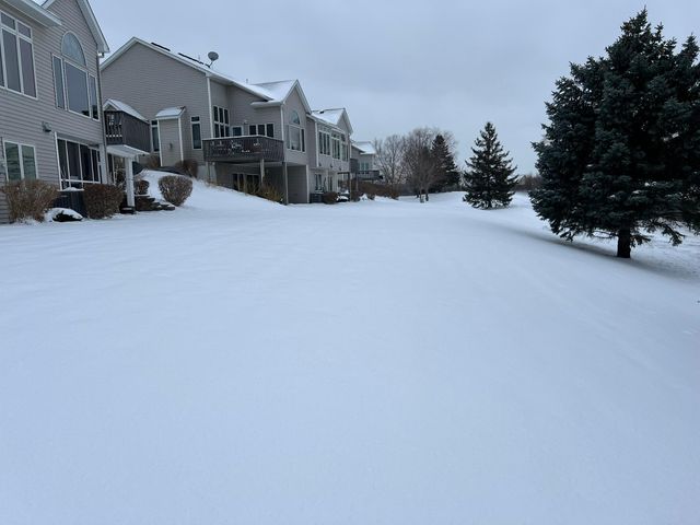 14326 Peninsula Point Drive, Savage, MN 55378