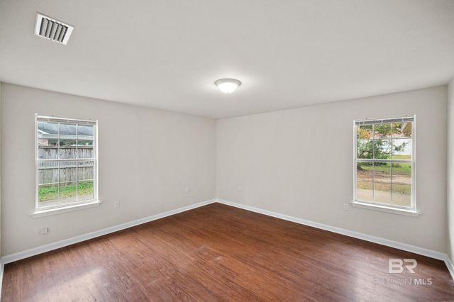 905 Bonita Avenue, Daphne, AL 36526