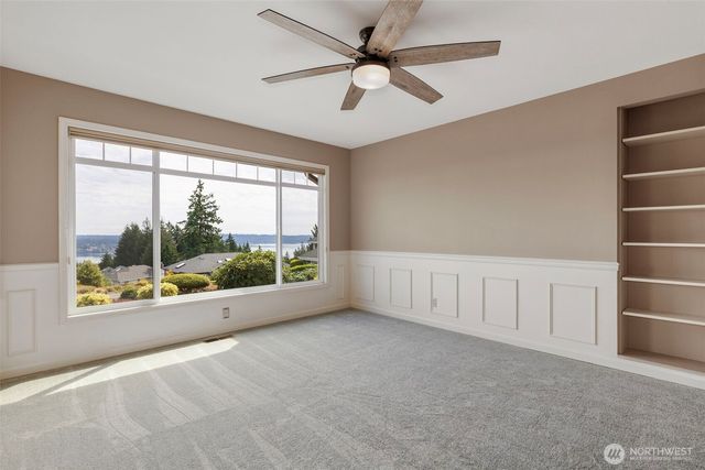7685 Esther Place NW, Silverdale, WA 98383